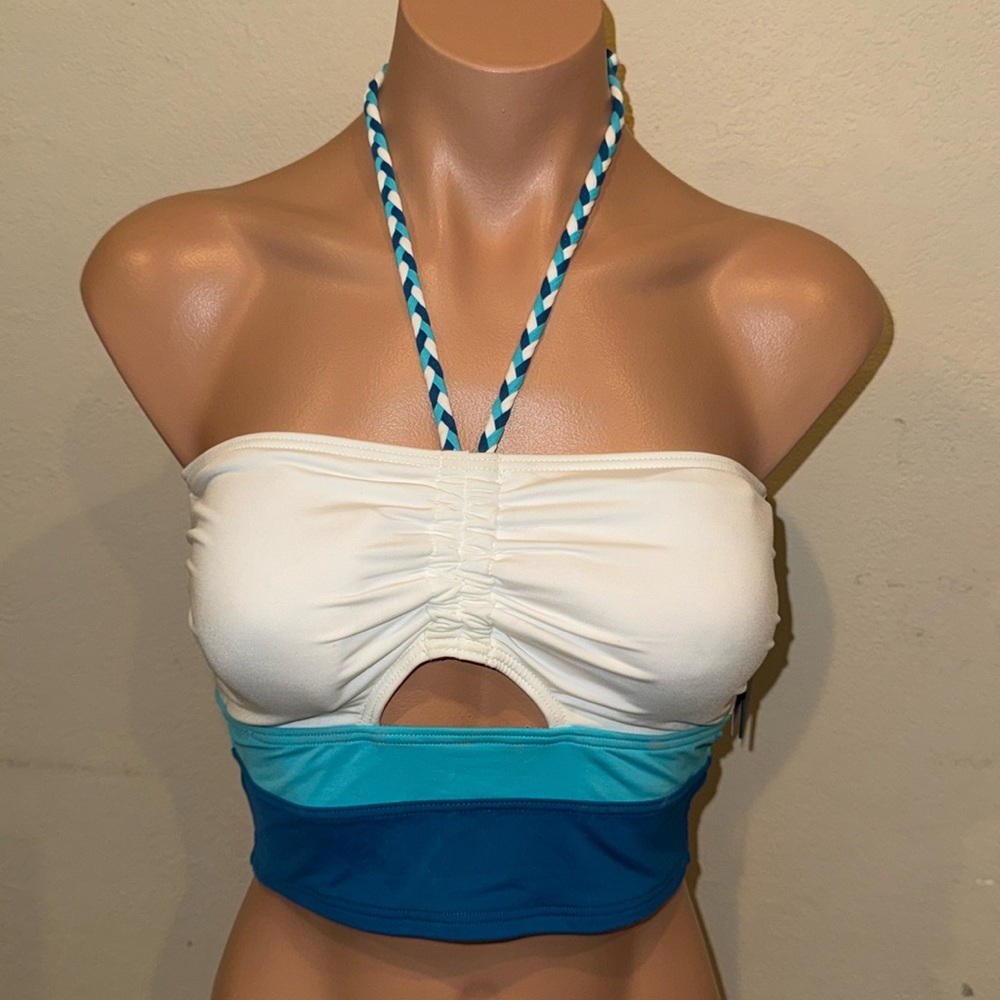 NWT Vince Camuto bikini top bra size M